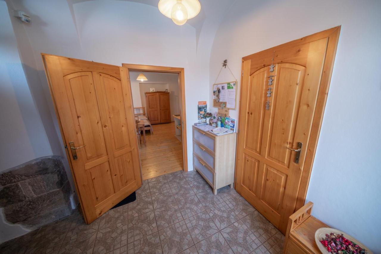 Apartment Ve Mlyne Teplice nad Metují Buitenkant foto